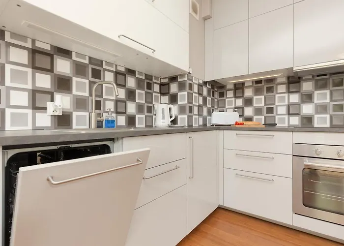 Elegancki Apartament W Centrum Gdyni Z Parkingiem By Noclegi Renters