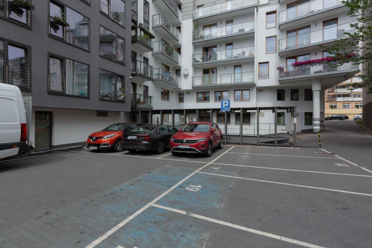 Elegancki W Centrum Gdyni Z Parkingiem By Renters Apartment Gdynia